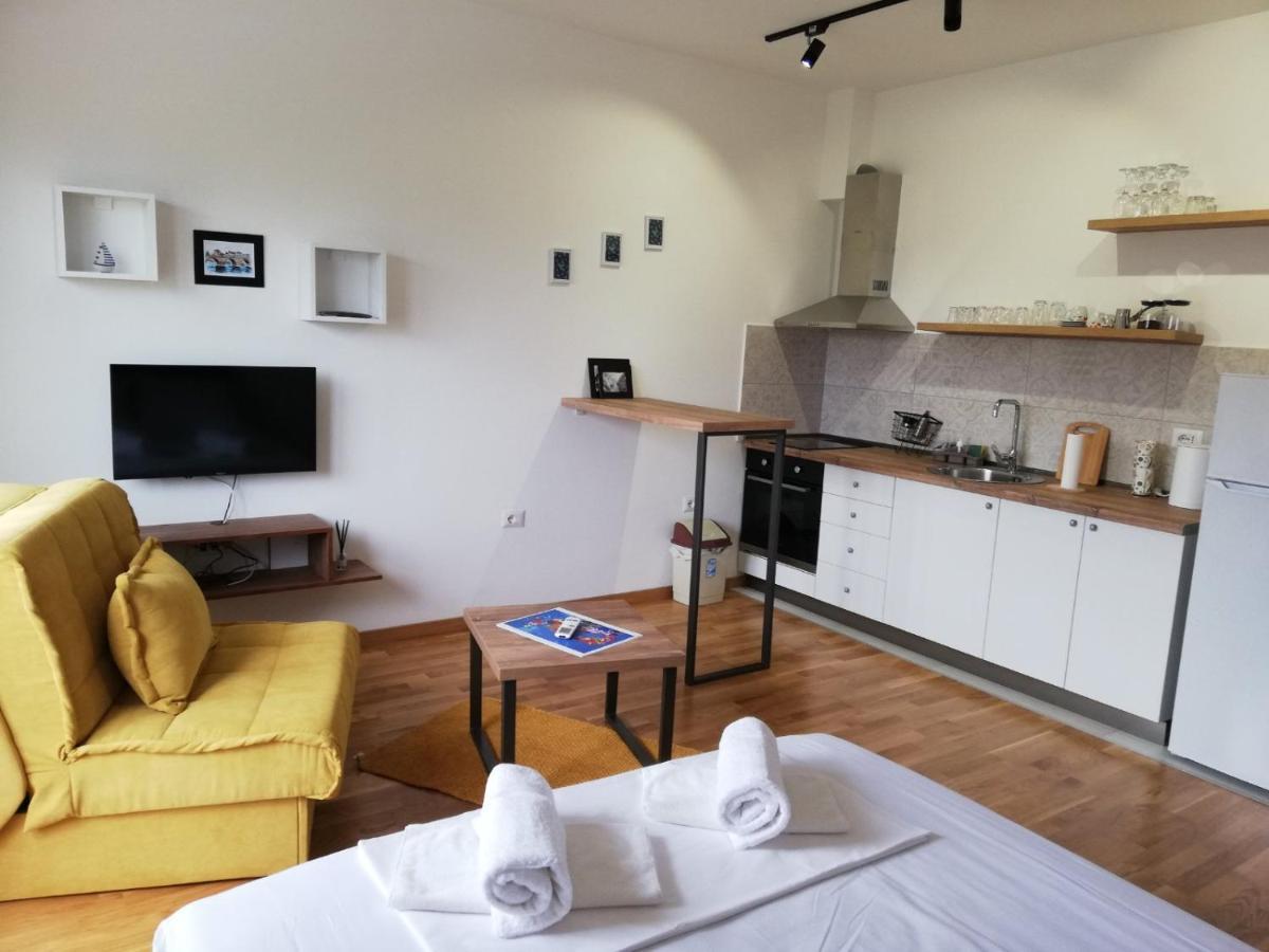 Gina And Nia Apartments Ulcinj Exterior photo